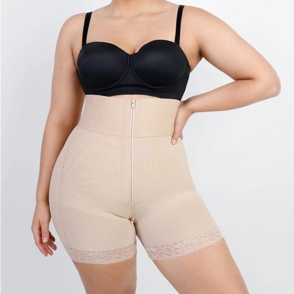 Shapellx NWT AirSlim® High-Rise Body Sculpting Short